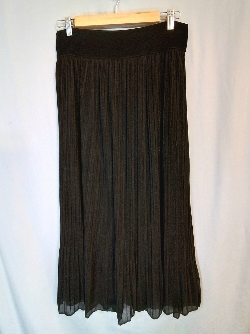 Metro Wear black formal skirt